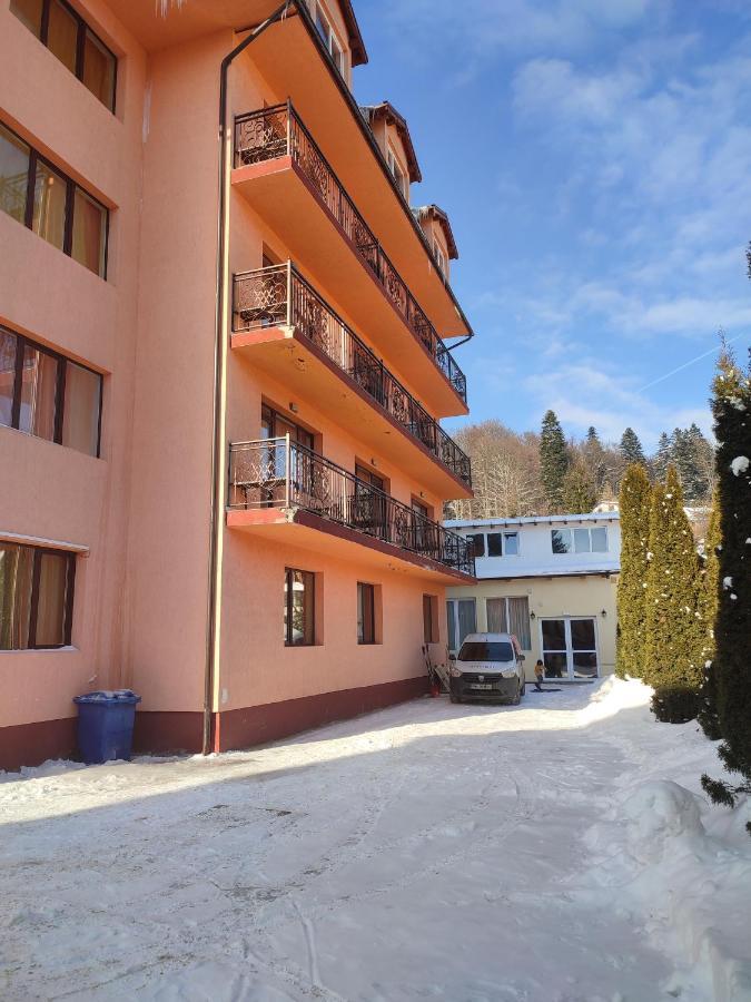 Hotel Iri Buşteni